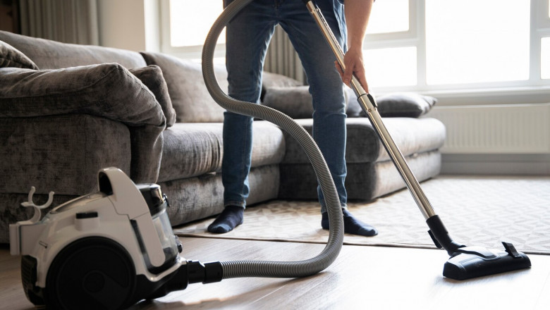 Global Vacuum Cleaner Market: Trends, Growth, and Future Outlook (2023-2032)