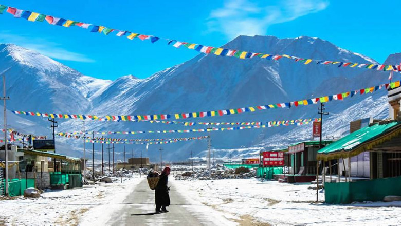 Ride to Heaven: Motorcycle Expedition from Delhi to Ladakh
