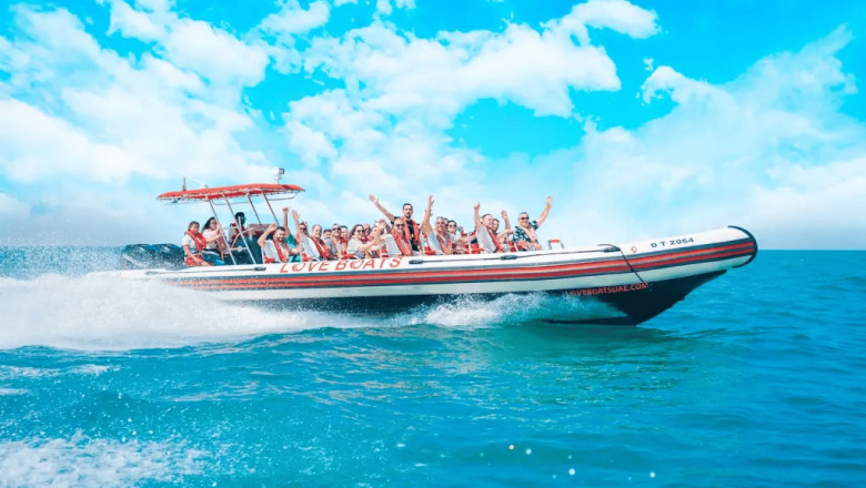 How to Plan a Love Boat Getaway on a Budget