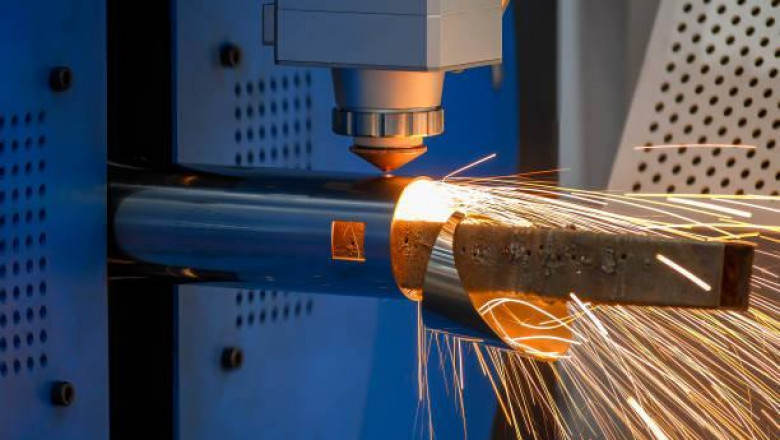 How to Choose the Best Sheet Metal Laser Cutting Machine in India