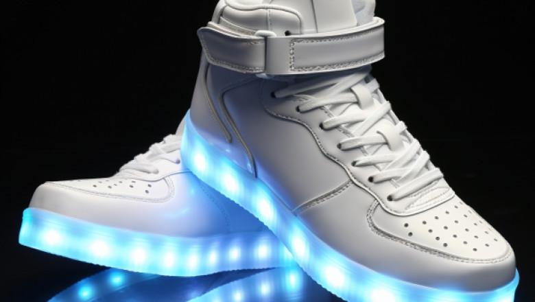 Led light shoes