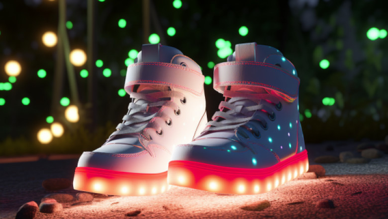 Lighting shoes for men