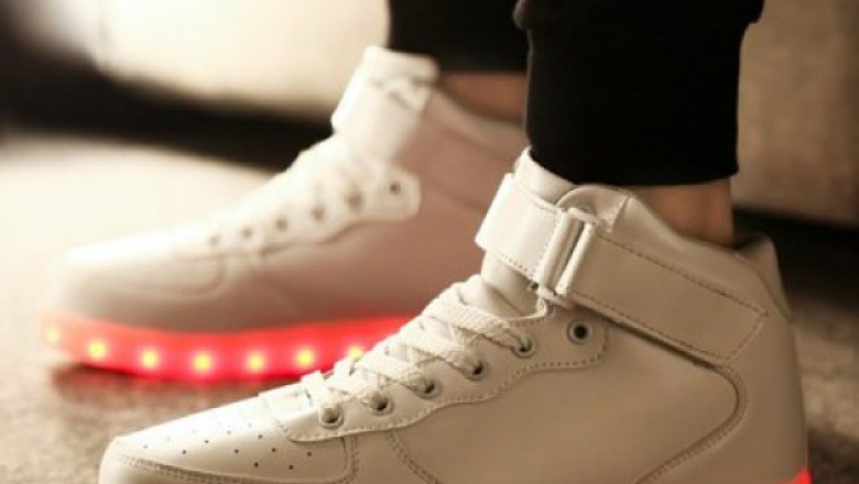 Led shoes