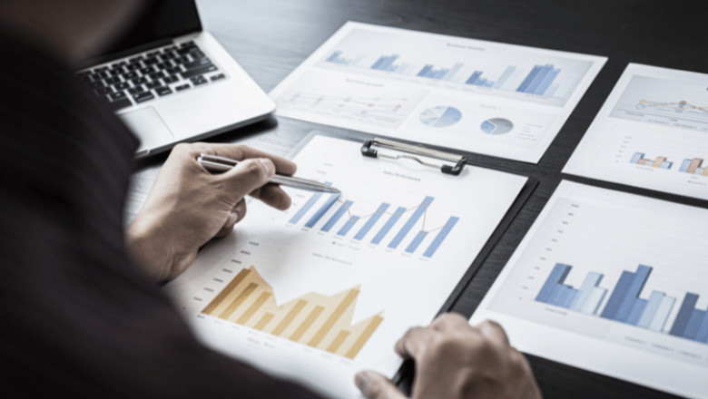 Advantages And Differences Between Using a Data Warehouse and Direct Data Analysis