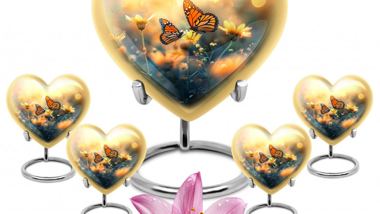 Honoring Her Legacy: Choosing the Perfect Urns for Mom