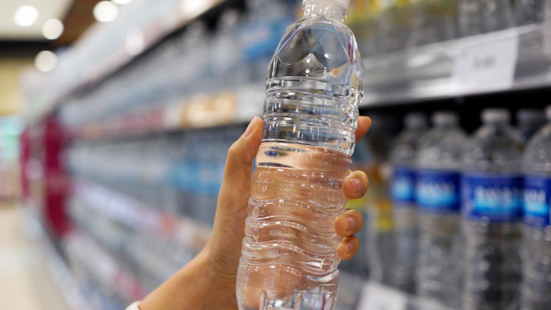 Bottled Water Market Dynamics: Growth Forecast, Market Drivers, and Competitive Landscape