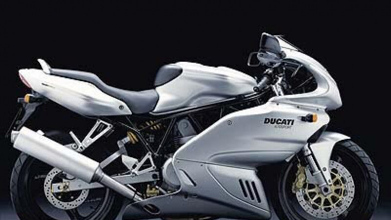 Ducati SuperSport 620 Overview – Performance & Design