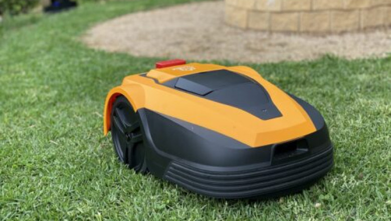 How Heat Affects Lawn Mower Robot Performance in Summer