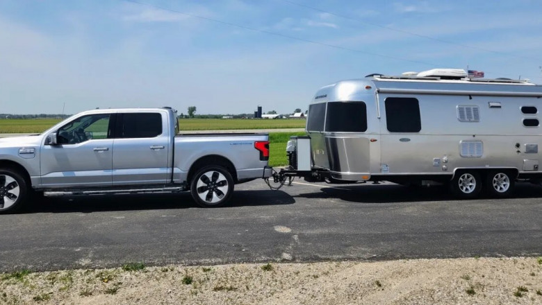 How Junk Truck Buyers Determine Value and Offer You Cash Instantly