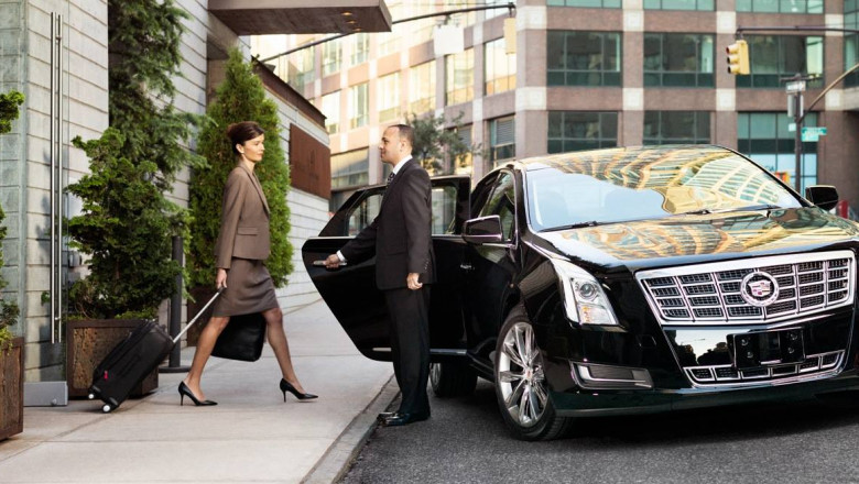 The Ultimate Guide to Black Car Service for Airport Transfer: A Luxurious and Stress-Free Travel Experience