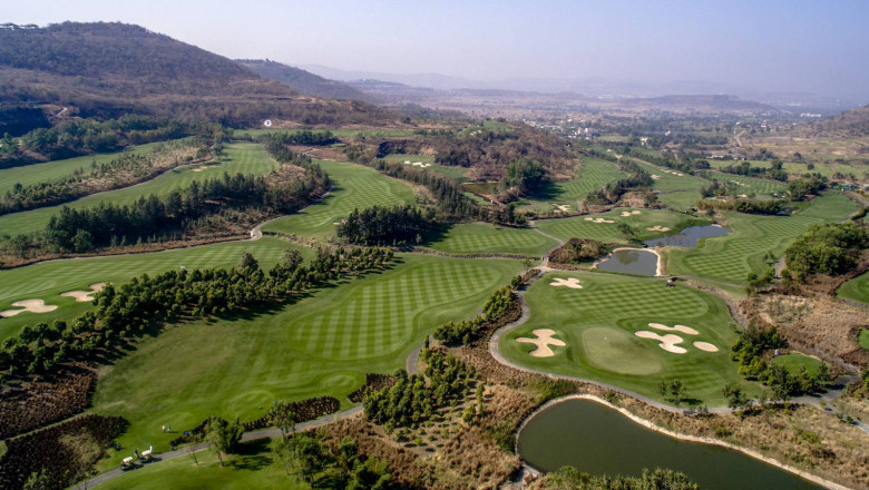 5-Star Resort Near Pune | Luxury Stay at Oxford Golf Resort