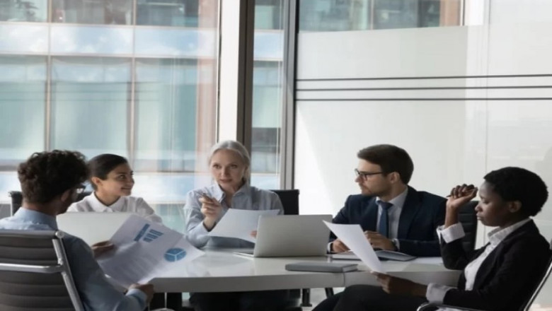 Best Noida-Based Startup Consultants Helping Businesses Scale in 2025.