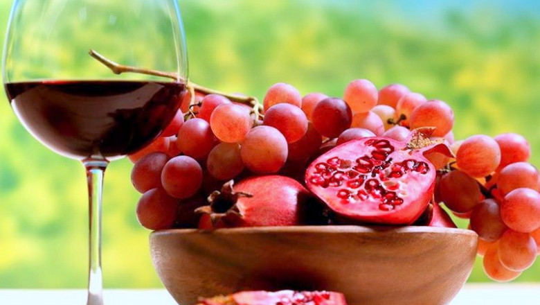 Fruit Wine Market Forecast: Projecting Future Trends in the Fruit-Infused Alcoholic Beverage Sector