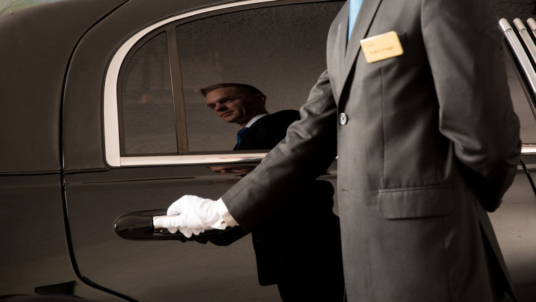 Why Funeral Limos Are a Key Part of Memorial Planning