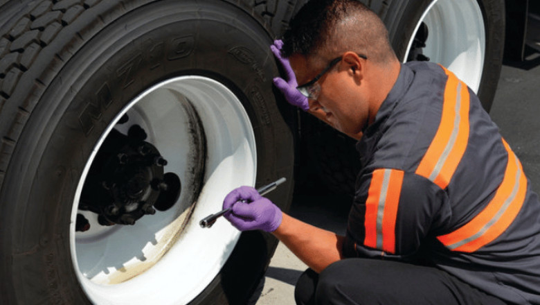 Professional Trailer Repair Services in Toronto | Toronto Truck and Tire Centre
