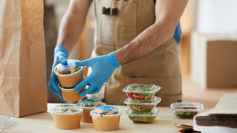 Food Delivery Services Market Demand: How Changing Lifestyles and Urbanization Are Accelerating Market Adoption