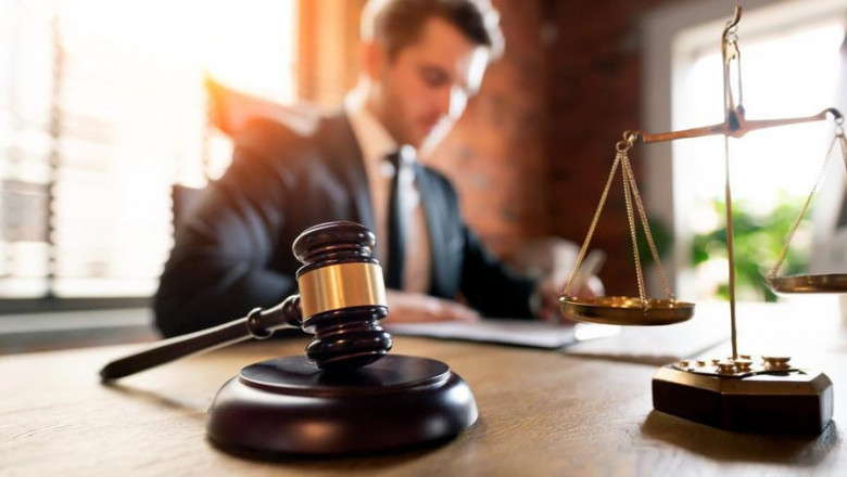 Meet the Best Lawyers in Dubai for High-Stakes Cases