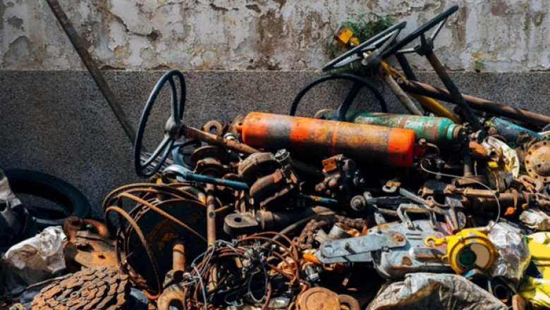 Reliable Hazardous Waste Collection and Disposal Service – Synergy Techno