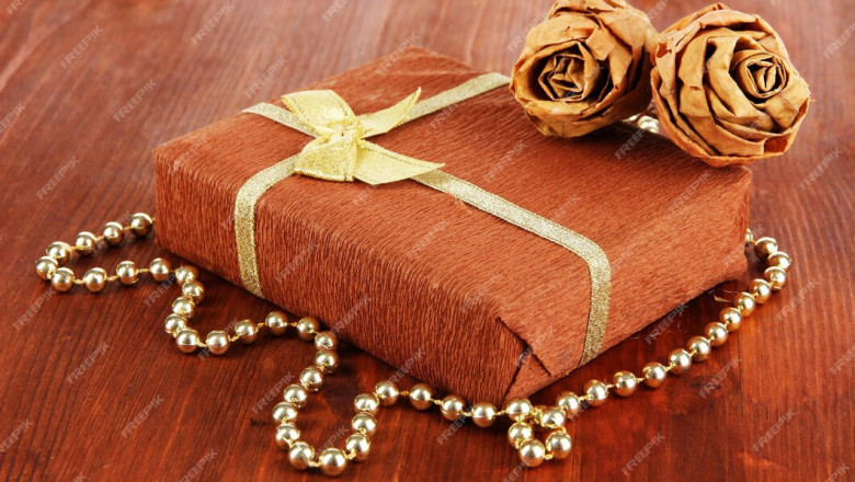 Spread the Light: The Importance of Gifting the Quran in Today’s World