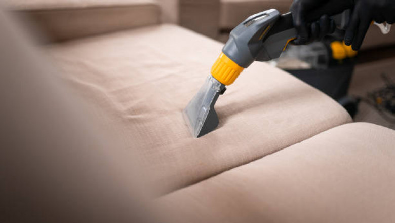 How to Deep Clean Your Couch with Minimal Effort