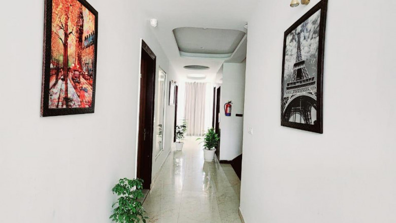 Couple Friendly Hotel Near Galgotias university
