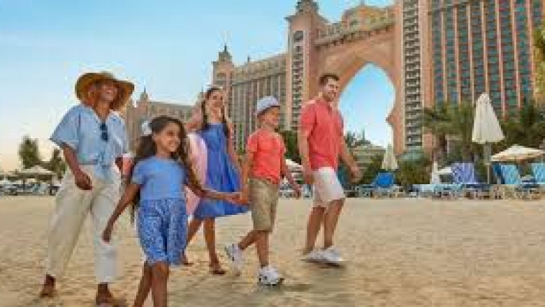 Why Booking Dubai Attraction Tickets Online is the Smartest Travel Move