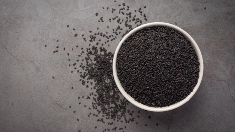 Black Sesame for Hair Growth: How It Works and How to Use It?
