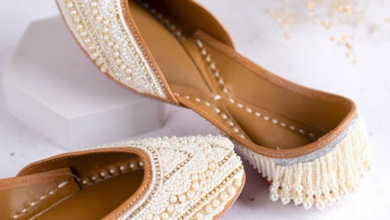 Traditional Juttti by Gulbhahar Is The Essence of Luxuriance in Every Movement