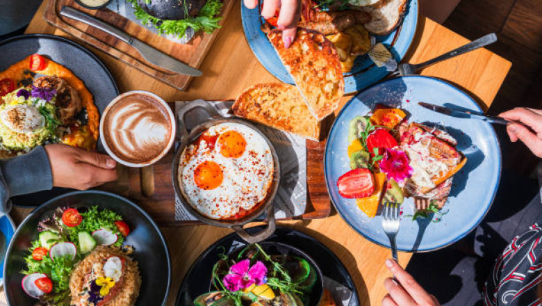 Global Street Food: 10 Must-Try Dishes From Around the World