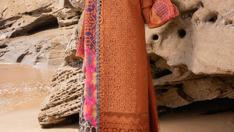 Exploring Elegance: Shopping Zainab Chottani Unstitched Suits Online