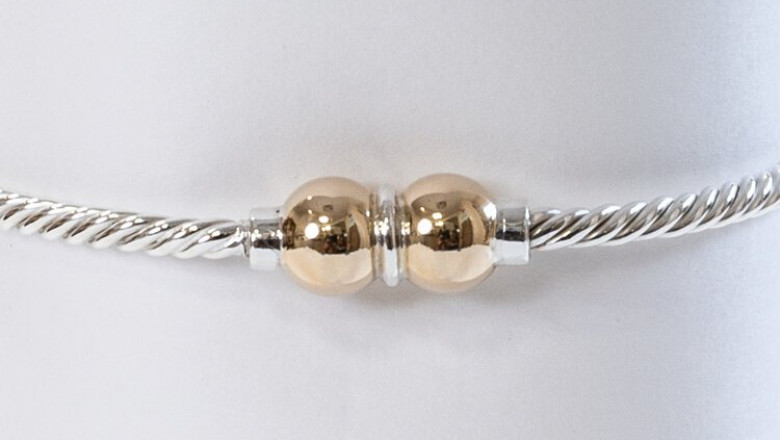 Lexaco Introduces “The Twist” Jewelry Collection: Where Coastal Elegance Meets Everyday Style