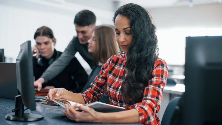 Switching Careers Not a Barrier Anymore in Pune with the Right Upskilling