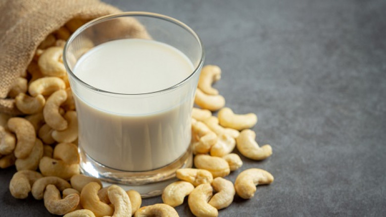 Cashew Milk Market Report: Insights into a Growing Plant-Based Segment