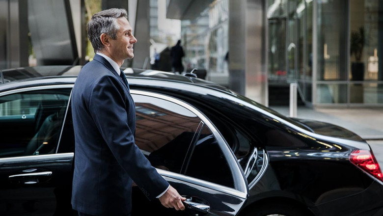 Hassle-Free Heathrow Airport Transfers: Your Guide to Smooth Travel