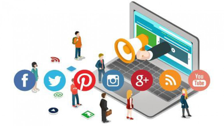 Why Students Should Choose Digital Marketing as a Career