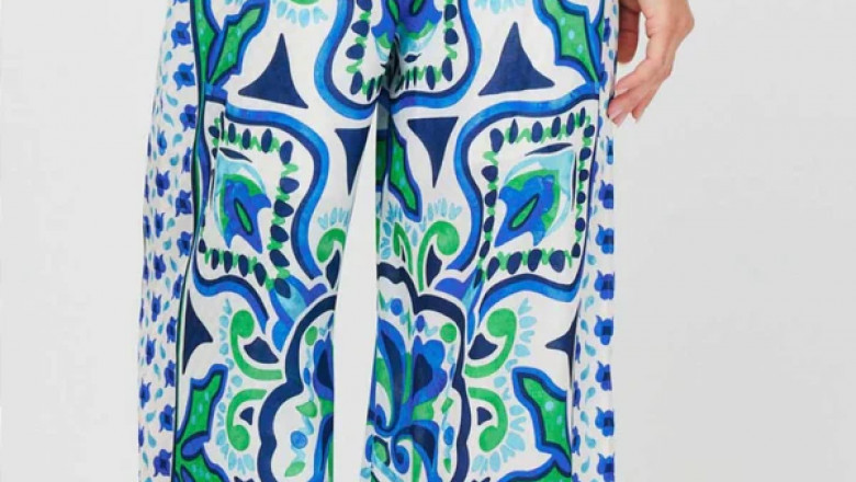 Why the Current Air Blue Multi Print Pant is a Must-Have for Modern Women