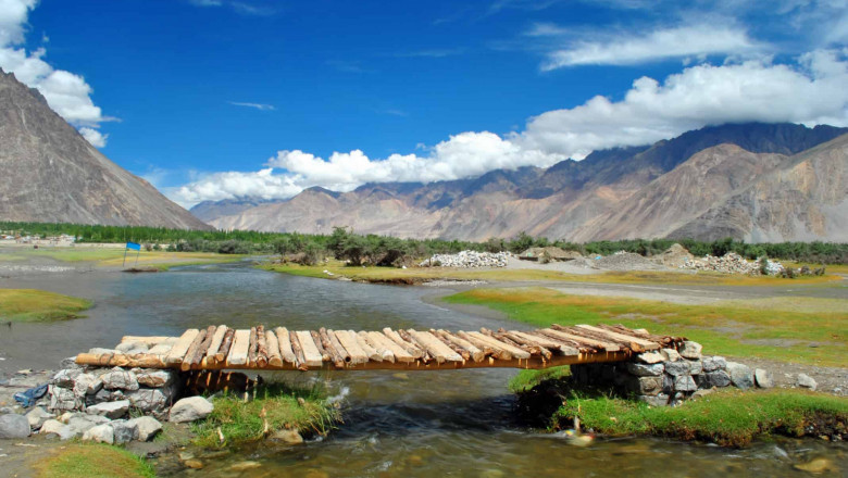 Explore the Hidden Beauty of Nubra Valley Ladakh in India