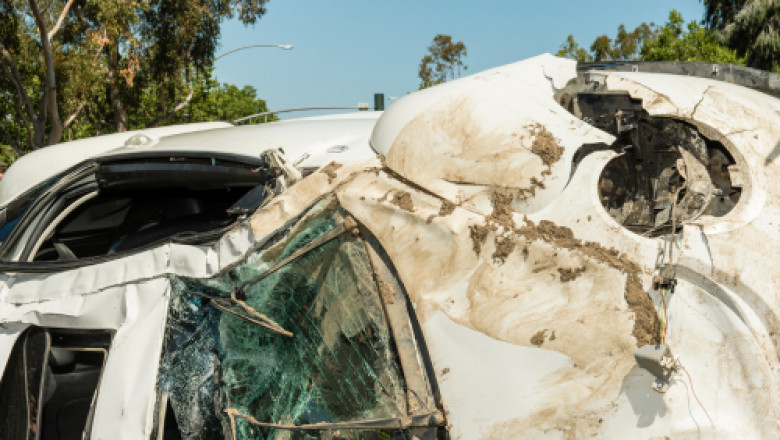 Fatal Rollover Crash on U.S. 60 Near Tempe: Harvard Law Case Breakdown