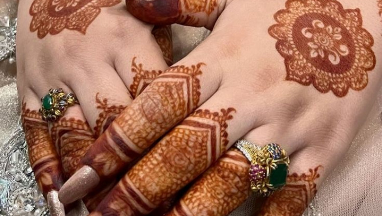 Trendsetting Stylish Back Hand Mehndi Designs That Will Turn Heads Instantly