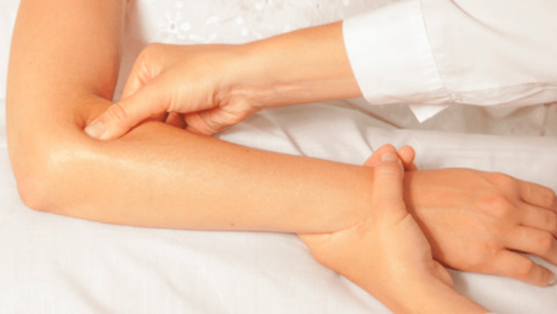 Understanding Tennis Elbow: Causes and Symptoms