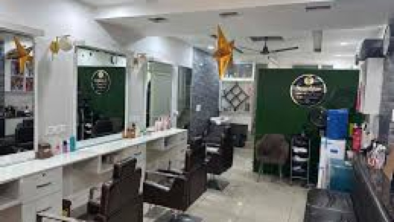 Beauty salon in londan Uk