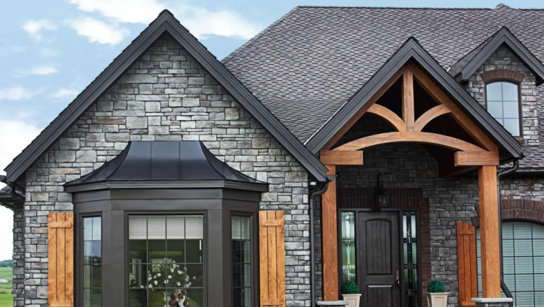 Double Hung Windows vs Casement Windows: Which is Right for Your Home?