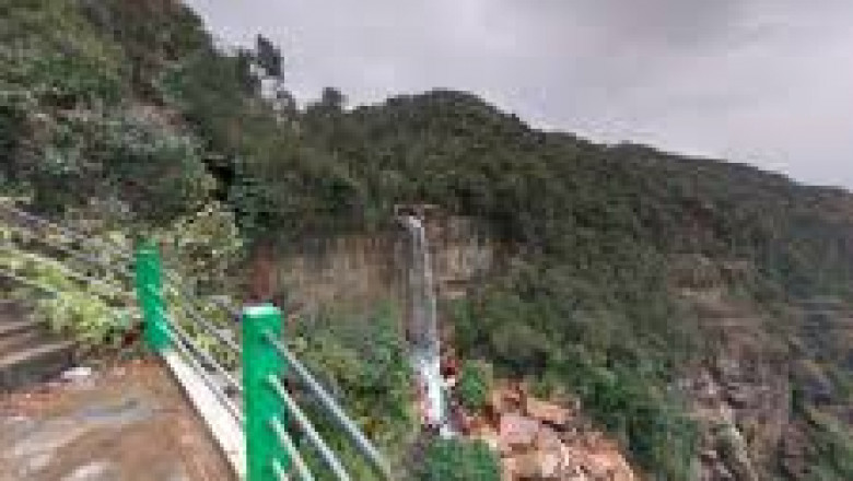 10 Must-See Waterfalls in Cherrapunji – Nature’s Grand Show in Meghalaya