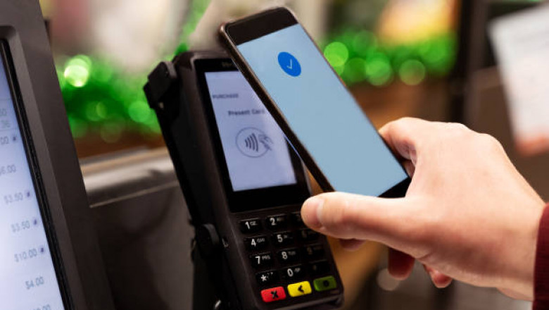 Tencent Holdings Limited (WeChat) and the India Mobile Payment Market: Strategies, Innovations, and Developments