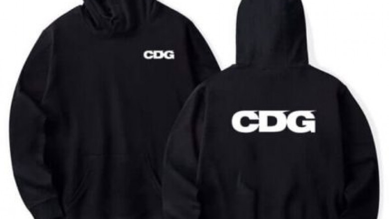 Stand Out in Style With Comme des Garçons' Bold Aesthetic