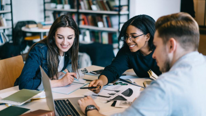 2025’s Best Blended Learning Platforms for Modern Workforce Development