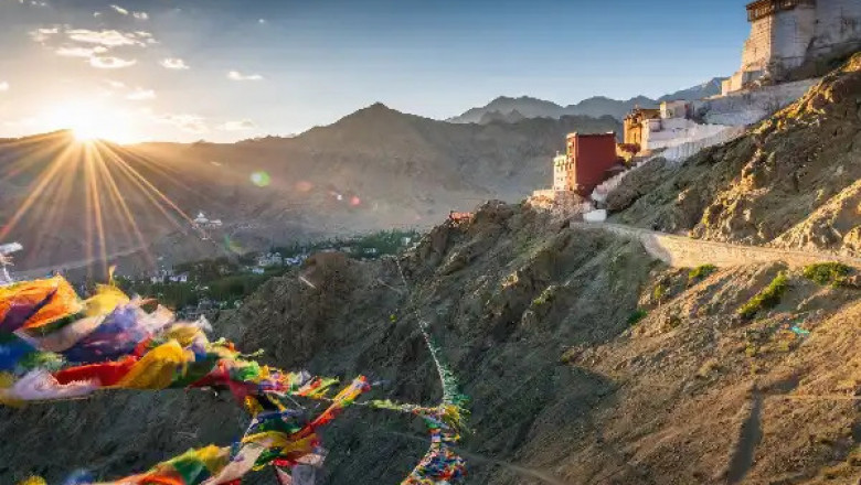 Explore Himalayas with The Best Ladakh Tour Packages