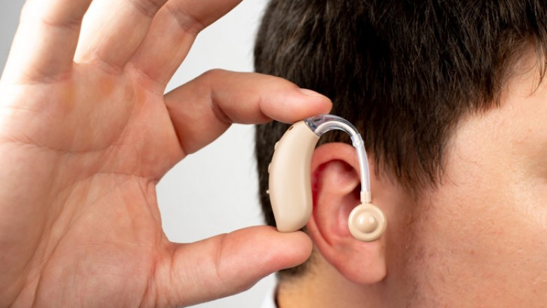 Hearing Aids Market Trends: Integration with Wearables and IoT Ecosystems