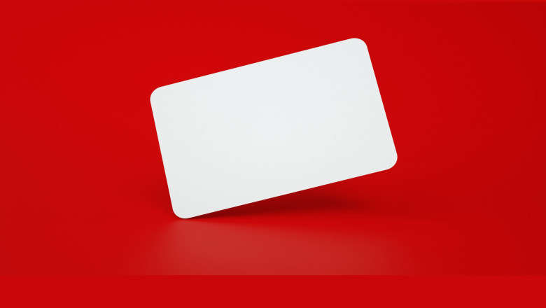 Glossy vs Matte Finish: Choosing the Right White Card for Your Project