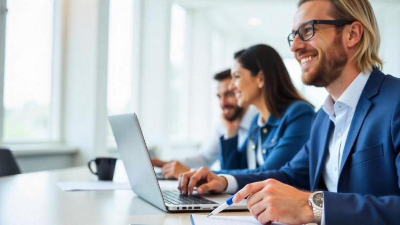 Why Indian Graduates Are Choosing Investment Banking Courses That Guarantee Jobs?